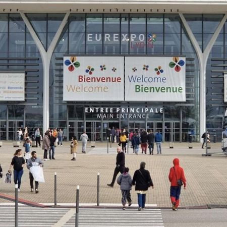 Studio Arena - Groupama Stadium Lyon Meyzieu Kültér fotó