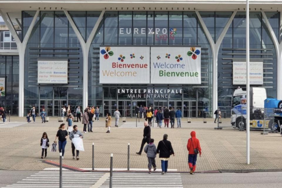 Studio Arena - Groupama Stadium Lyon Meyzieu Kültér fotó